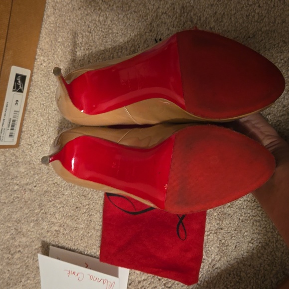 Gently worn CL heels - Picture 5 of 13